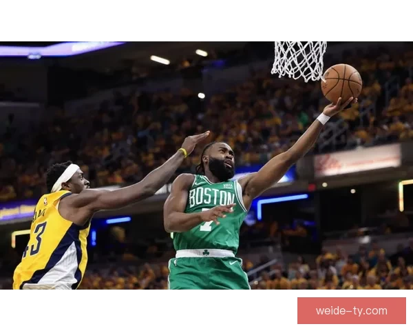 皮尔斯谈双探花塔图姆独处期布朗正打MVP赛季表现